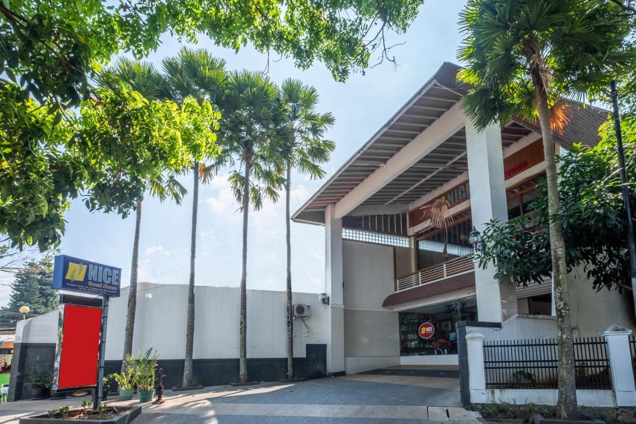 Oyo 1210 Nice Guesthouse Bandung Exterior photo