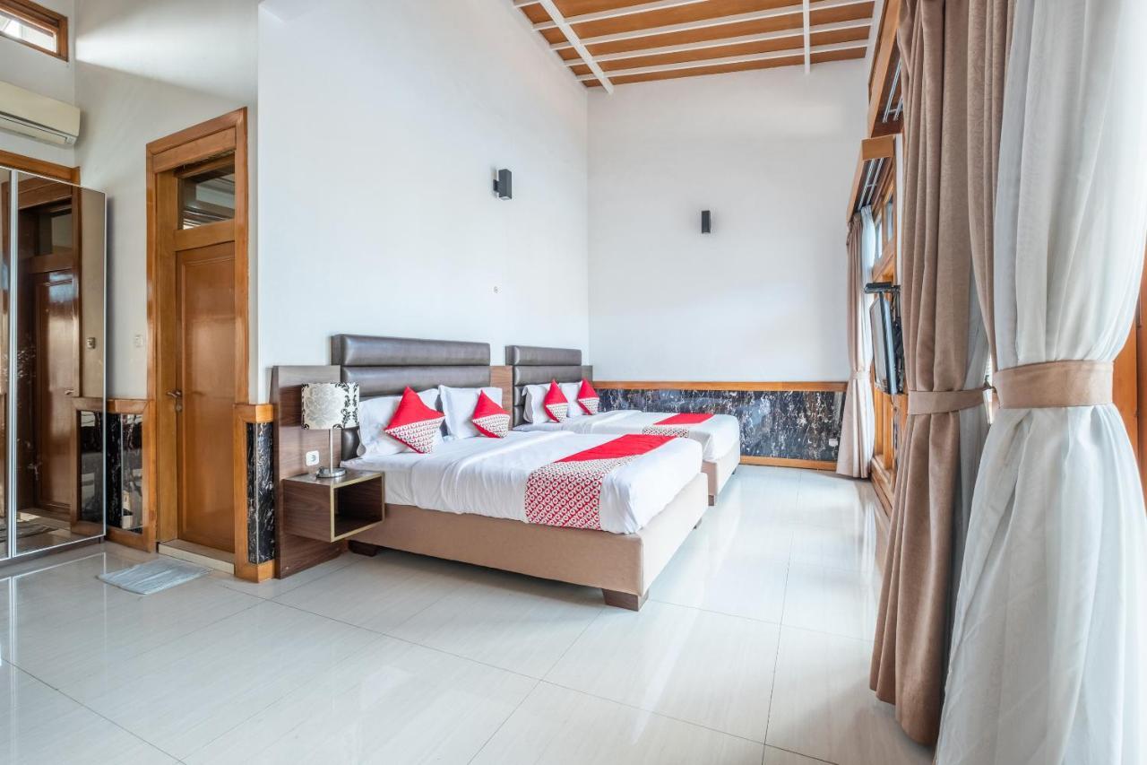 Oyo 1210 Nice Guesthouse Bandung Exterior photo